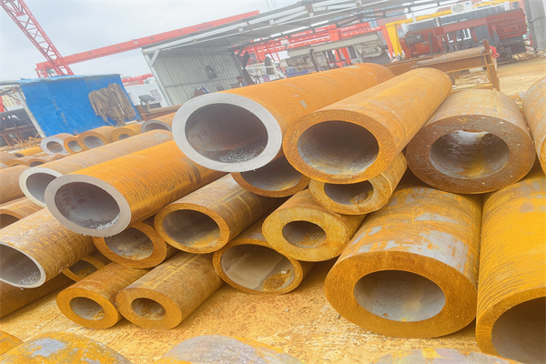 42crmo無縫管建筑工程合金無縫鋼管耐腐蝕性好